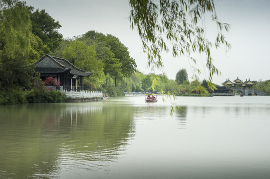 揚(yáng)州湖上園林