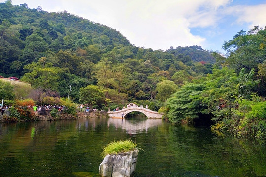 黔靈山青山綠水風光