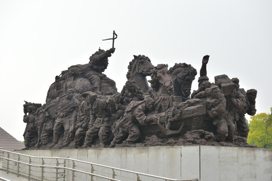渡江戰(zhàn)役雕塑