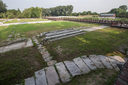 圓明園遺址公園澹懷堂遺址