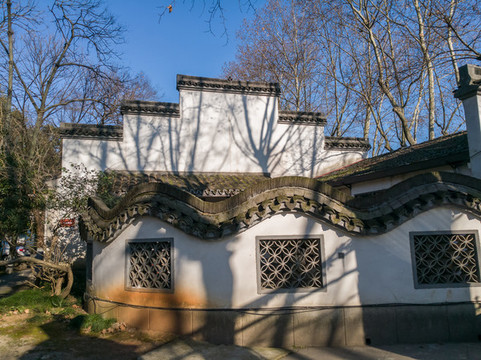 中式園林云墻龍墻漏窗馬頭墻