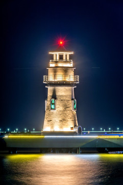中國廣東珠海情侶路燈塔夜景