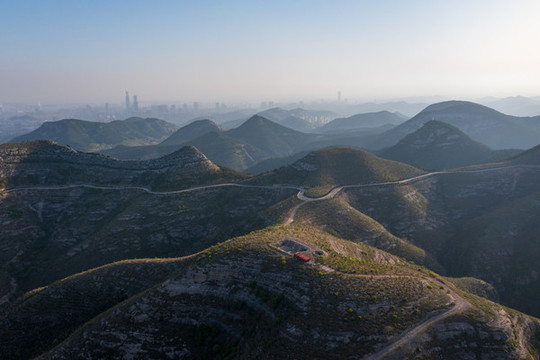 航拍濟南小嶺盤山路