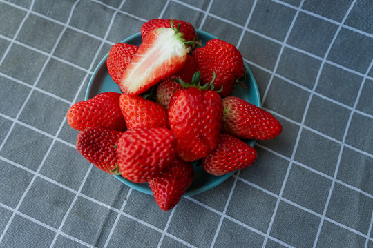 草莓