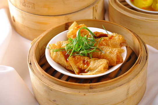 鮑汁腐皮卷