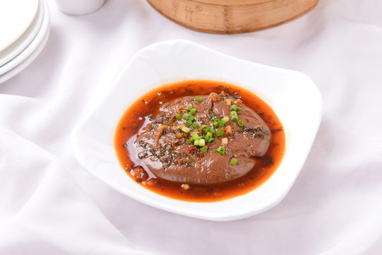 麻辣鴨血