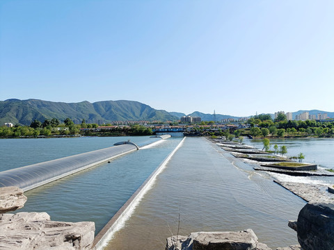 河道橡膠壩