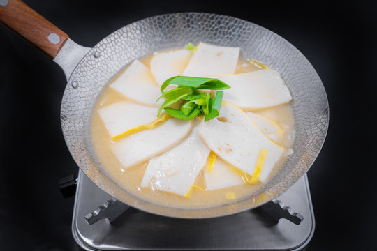 魚糕雞汁脆筍