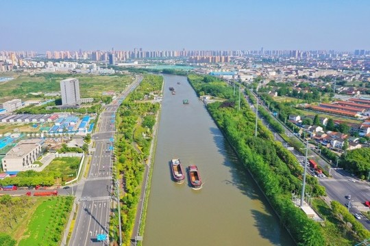 龍江高架鐘樓大橋