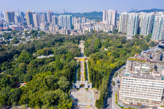 航拍廣州黃花崗公園烈士墓園