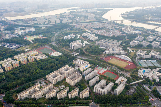 航拍番禺區(qū)小谷圍島廣州大學(xué)城
