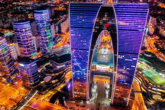 航拍蘇州東方之門蘇州中心夜景