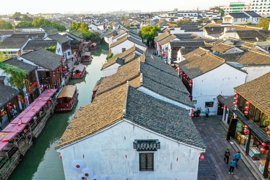 航拍蘇州七里山塘景區(qū)山塘街