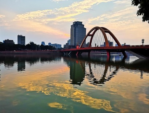 晚霞