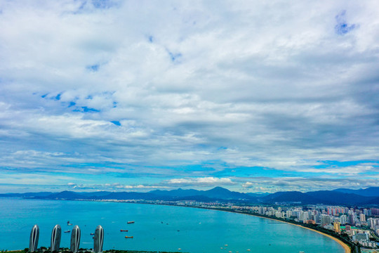 航拍海南三亞鳳凰島風(fēng)光