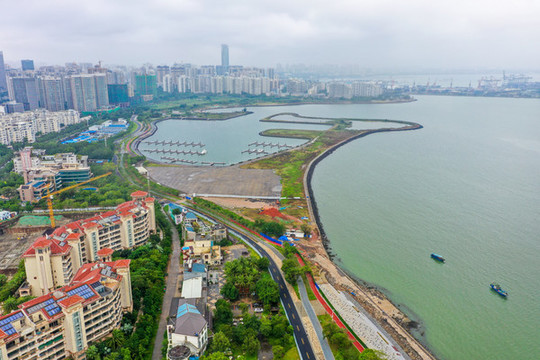 航拍海南?？邶埲A區(qū)北側海岸線