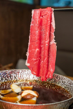 牛肉壽喜燒