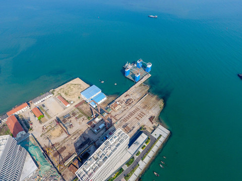 航拍青島西海岸新區(qū)沿海風光