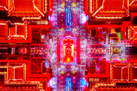 航拍西安大唐不夜城夜景燈光秀