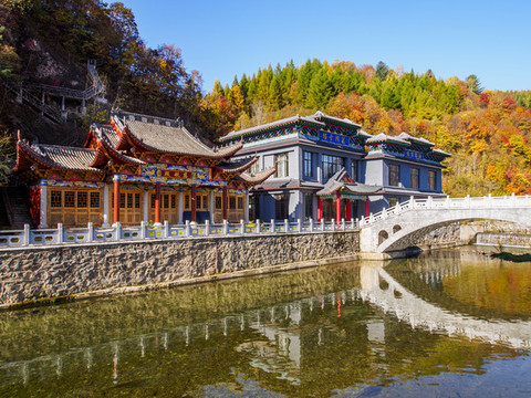 臨江龍潤溫泉度假酒店