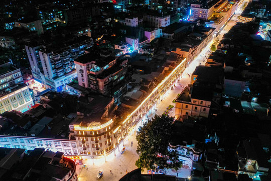 航拍福建廈門中山路步行街夜景