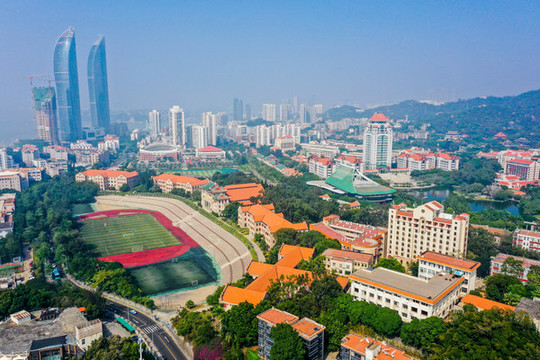 航拍廈門大學(xué)思明校區(qū)校園風(fēng)光