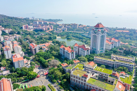 航拍廈門(mén)大學(xué)思明校區(qū)校園風(fēng)光