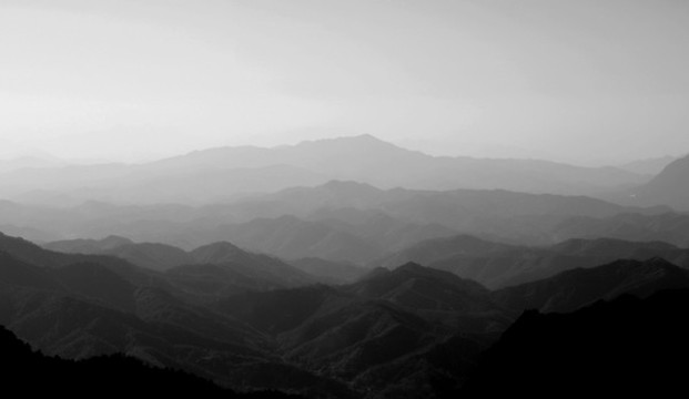 大山水墨畫