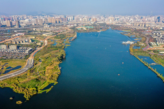 昆明滇池草海湖濱生態(tài)濕地公園
