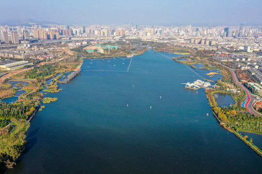 昆明滇池草海湖濱生態(tài)濕地公園