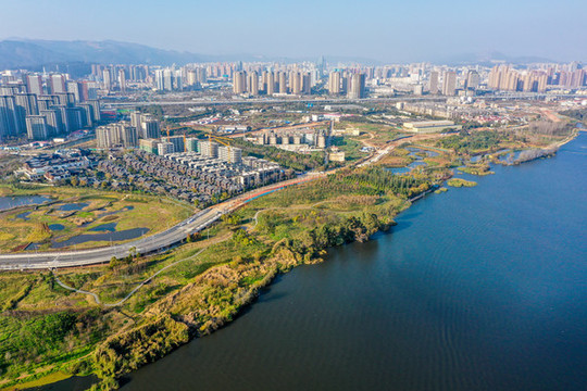 昆明滇池草海湖濱生態(tài)濕地公園