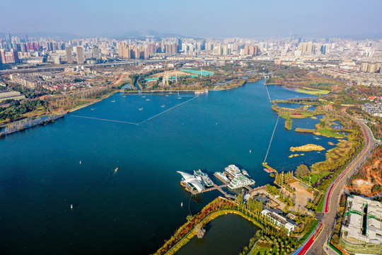 昆明滇池草海湖濱生態(tài)濕地公園