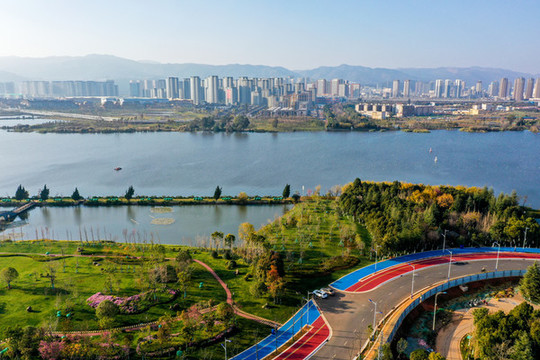昆明滇池草海湖濱生態(tài)濕地公園