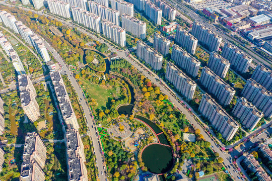 航拍云南昆明世紀(jì)城如意公園