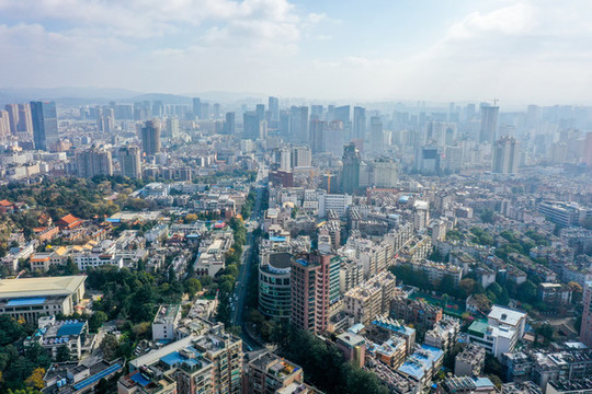 航拍云南昆明城市高樓建筑群