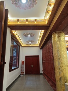 唐式寺廟走廊吊頂裝修實景局部