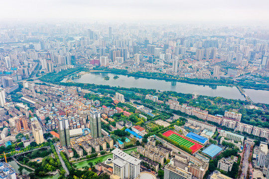 航拍廣西南寧南湖公園