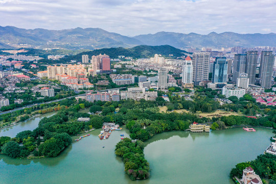 航拍福建福州左海公園風(fēng)光