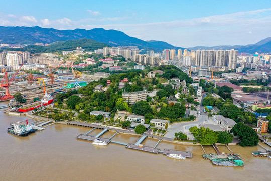 航拍福建福州馬尾區(qū)馬限山公園