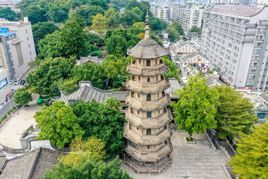 航拍福州烏山烏塔公園石塔寺
