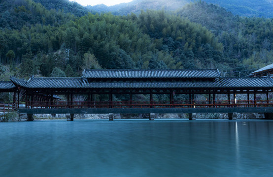 農(nóng)村溪水