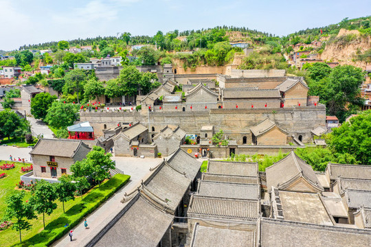 航拍河南鞏義康百萬(wàn)莊園景區(qū)