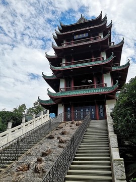 云外樓