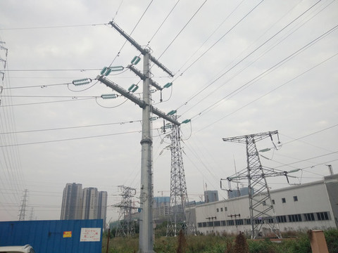 電線桿
