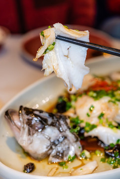 一盤清蒸桂魚特寫