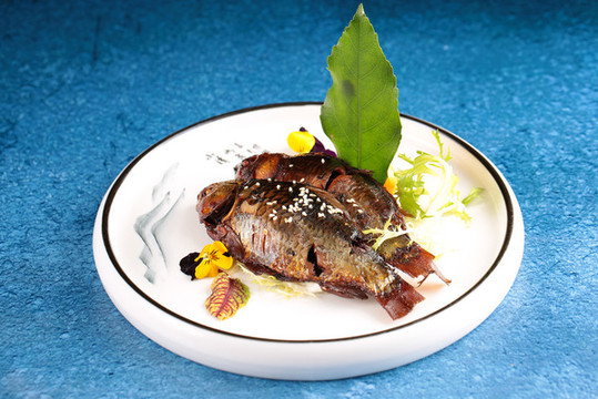 酥鯽魚