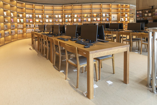 書店書架