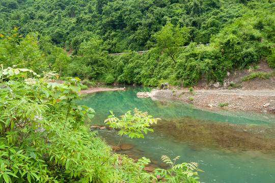 重慶巫山官渡龍洞河自然風(fēng)光