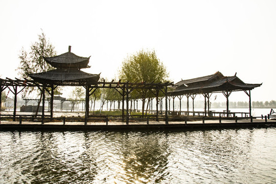 白洋淀濕地公園水上長(zhǎng)廊