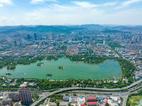 濟南大明湖